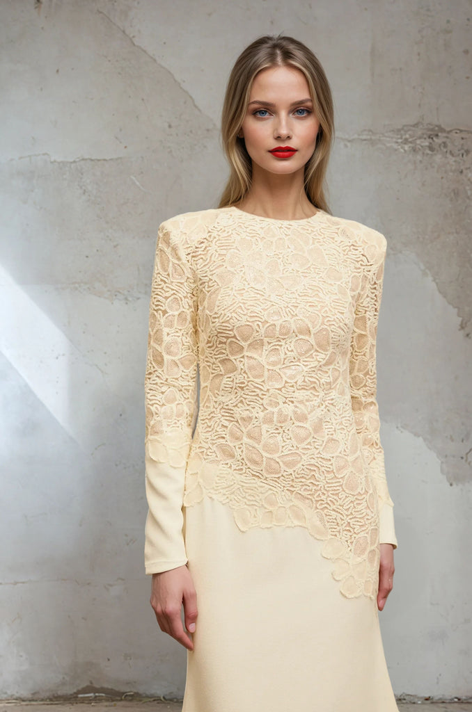 Elegant Lace Evening Maxi Dress with Long Sleeves