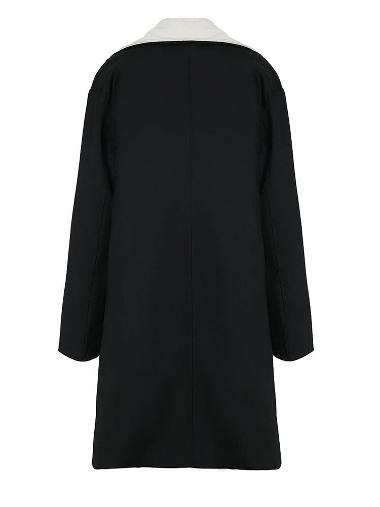 Big Size Black Woolen Coat with White Big Collar
