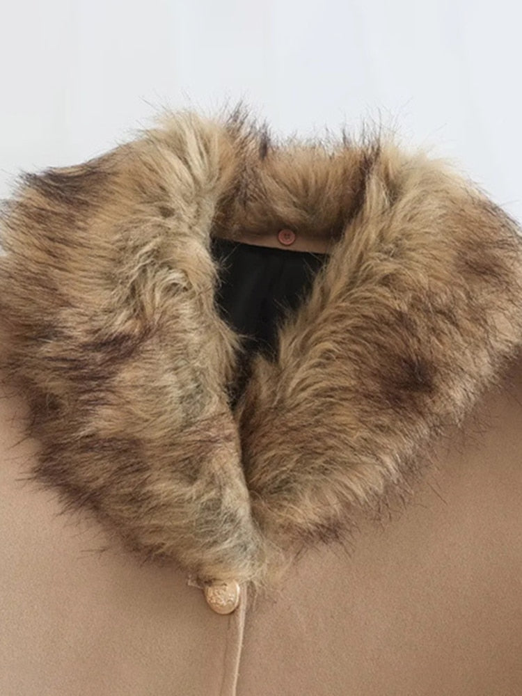 Woolen Coat with Fur Collar for UNUSUAL Winter